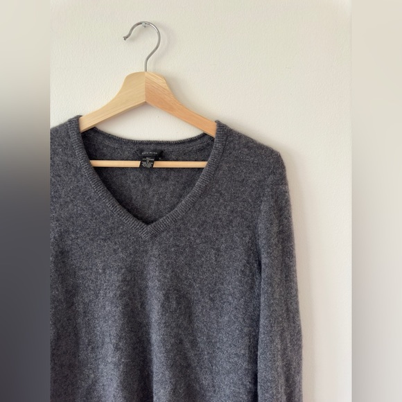 🤍 SOLD 🤍Only Mine 100% Cashmere Sweater - Picture 3 of 8